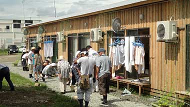 volunteer_02.JPG